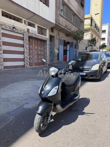 دراجة نارية بيaggio فلاي - 2