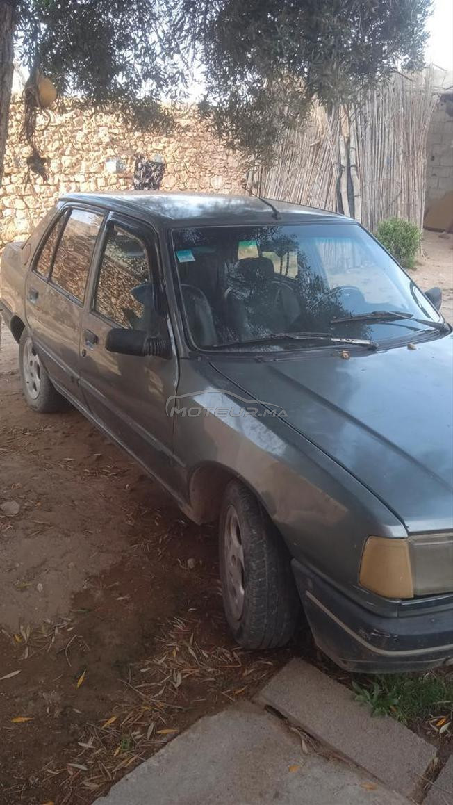 Peugeot 309