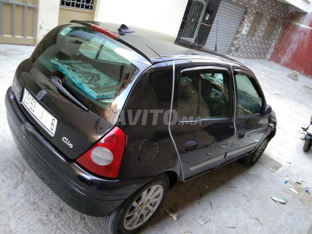Renault Clio modèle 2000 - 2