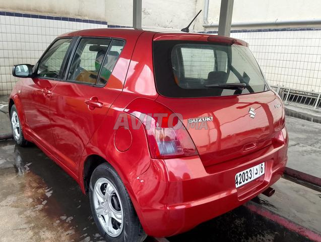 SUZUKI SWIFT DISPONIBLE - 2