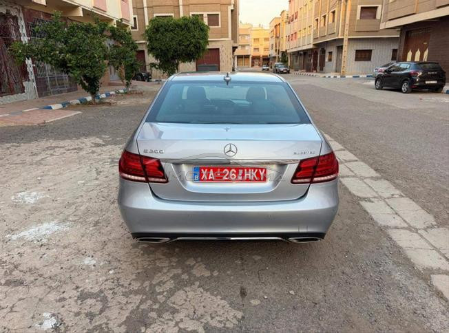 Mercedes  n9iya