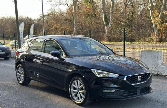 Seat Leon 2022 DD 2026 8cv TDI - 180 000KM