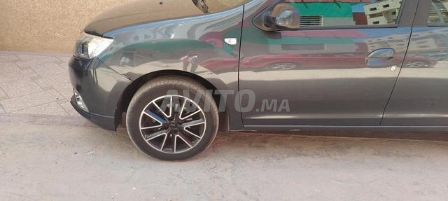 Dacia Logan Diesel Manuelle 2019 à Khouribga - 2
