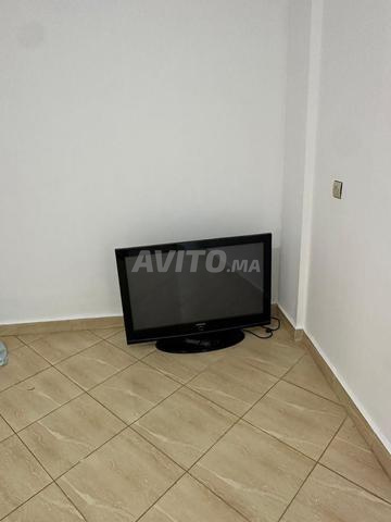 Grand téléviseur Samsung - 2