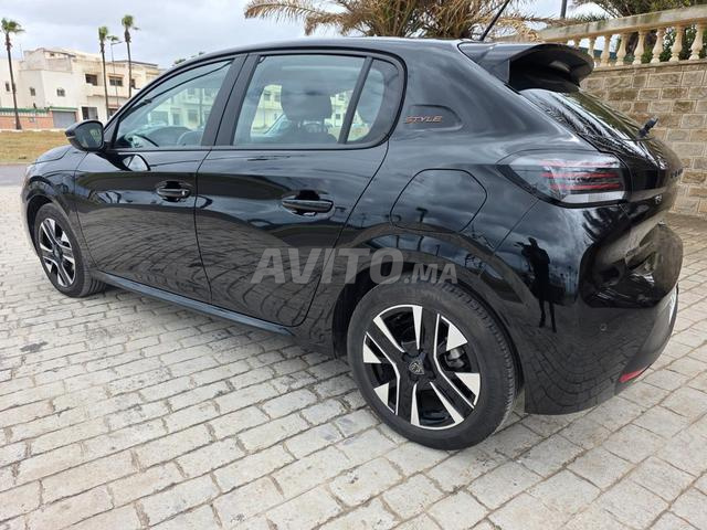 بيجو 208 ديزل يدوية 2025 في الرباط - 2