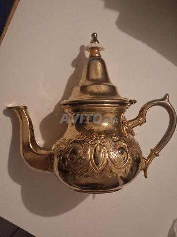 إبريق شاي قديم موقع من مانشستر - 2