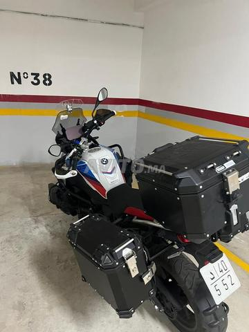 BMW F750 GS sous garantie et full accessories