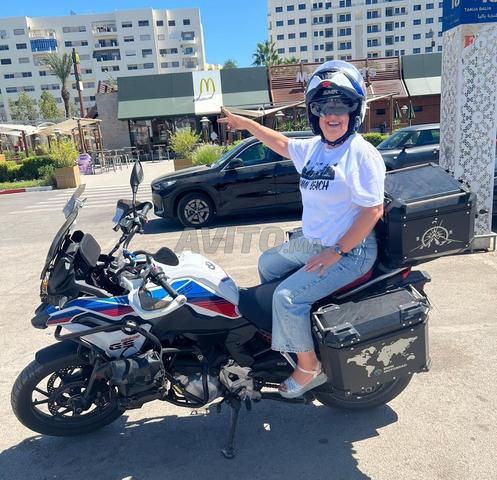 BMW F750 GS sous garantie et full accessories