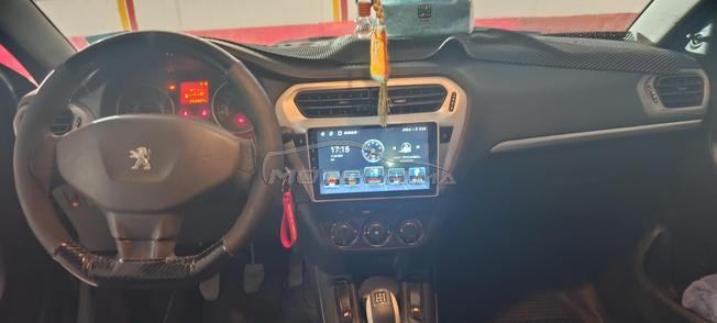 Peugeot 301 Diesel  Bien équipé 