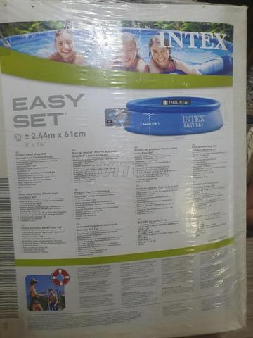 حوض سباحة INTEX 244 سم وغطاء واقٍ - 2