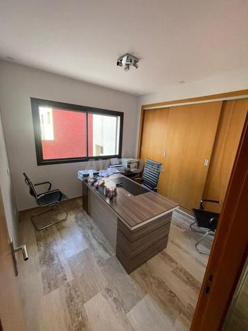 Bureau de 66 m2 sur l'avenue Mohamed 5 Temara