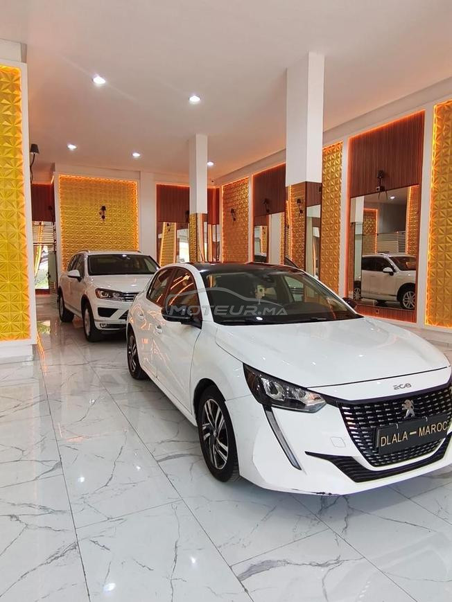 Peugeot 208 Diesel Manuelle 2023 à Kénitra