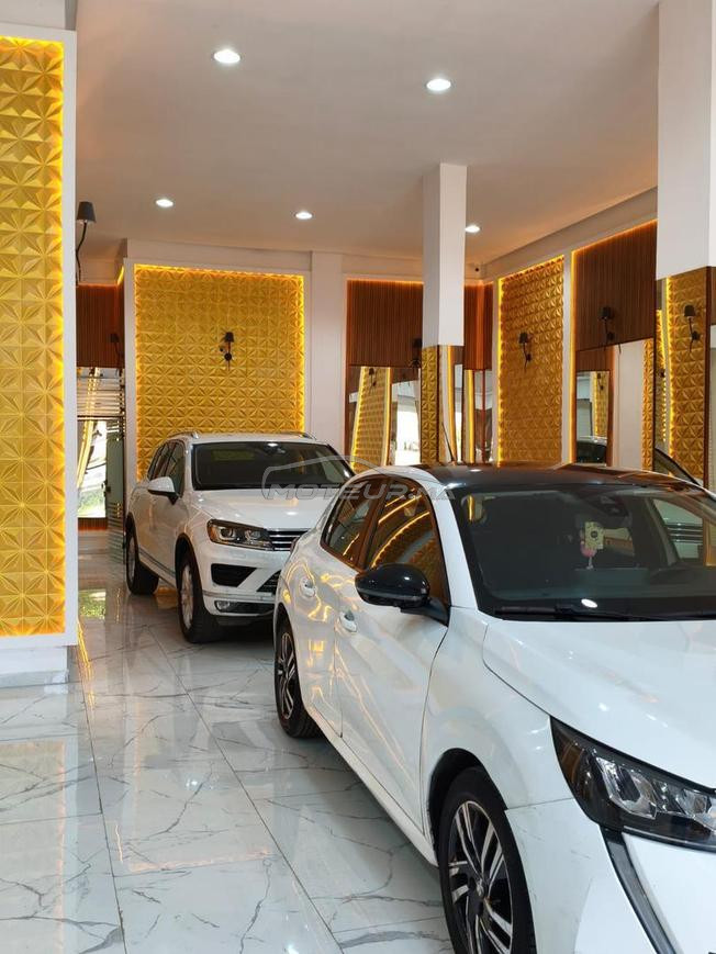 Peugeot 208 Diesel Manuelle 2023 à Kénitra