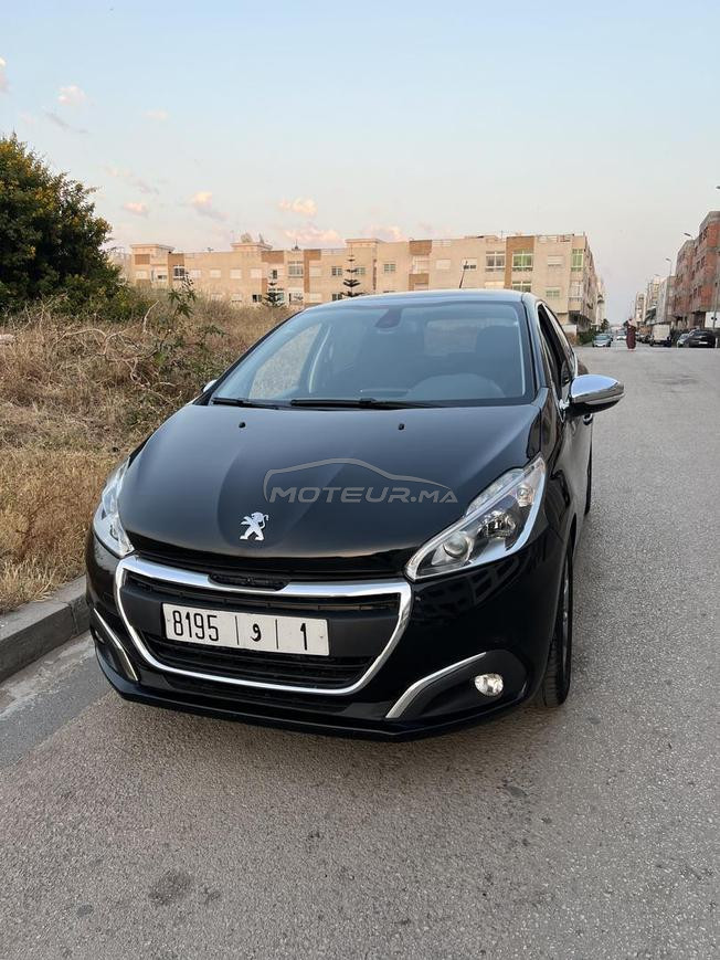 Peugeot 208 White edition full option 