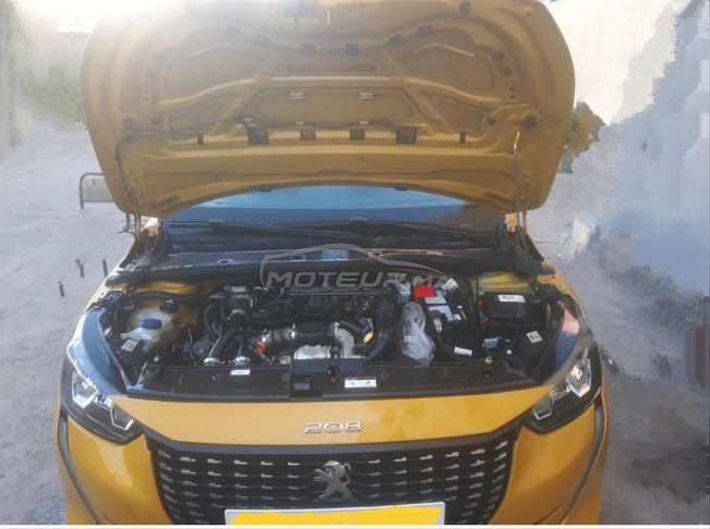 PEUGEOT 