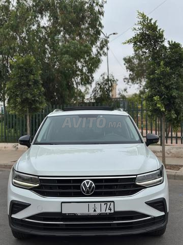 Volkswagen Tiguan - 2