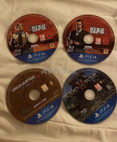 PS4 slim en ligne - 2