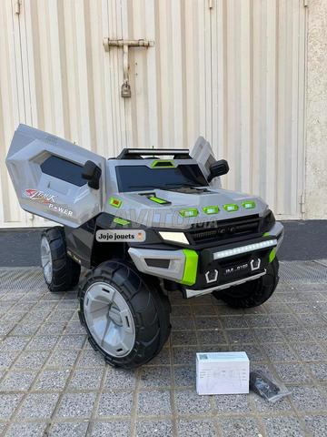 VOITURE BIG FUTURISTE ÉLECTRIQUE 12V - 2