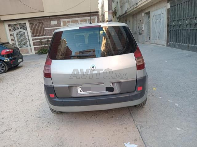 رينو سينيك 2004 دي سي اي بحالة جيدة - 2
