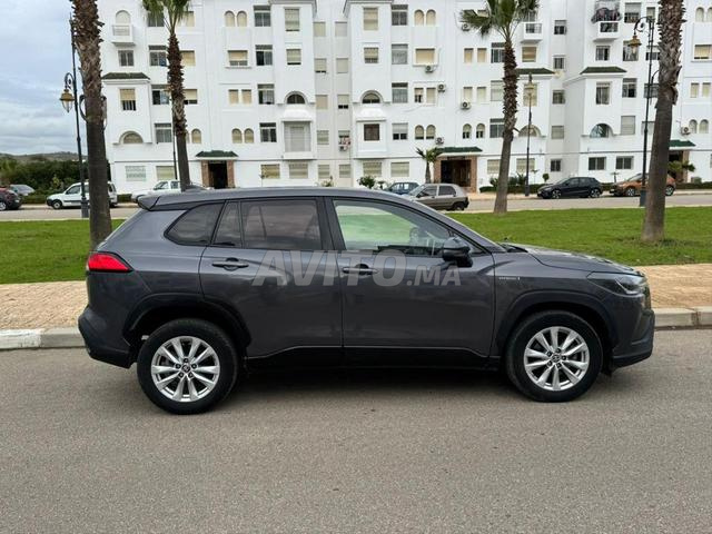 تويوتا كورولا كروس SUV هايبرد 63 2021 تطوان