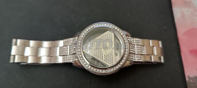 Montre GUESS JAPAN MOVT achetée des USA - 2