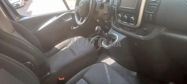 Renault Trafic Diesel Manuelle 2021 à Casablanca - 2