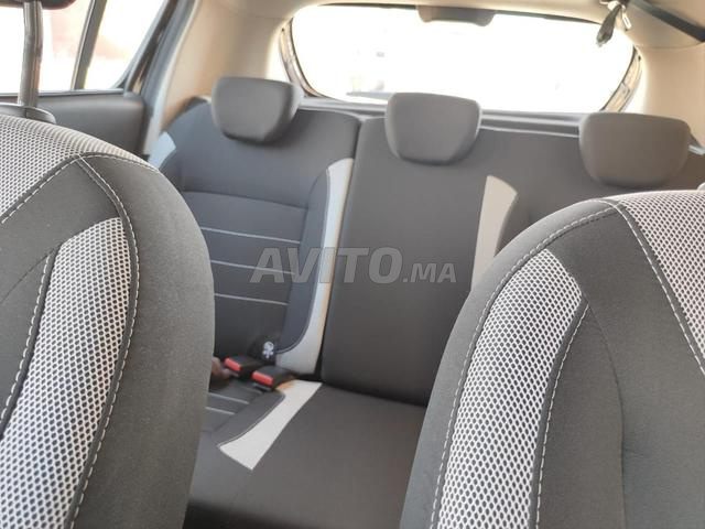 Stepway 2021 complète - 2