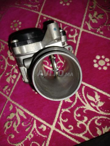 صمام الخانق المرجعي 161A09287R C - 2