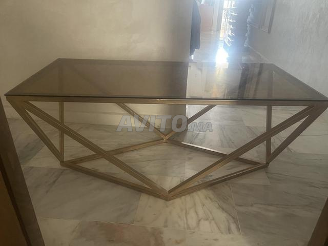 طاولة معدنية زجاجية 50/110