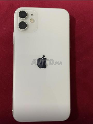 iPhone 11 très propre