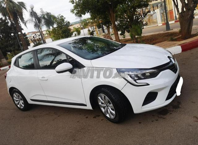 Renault Clio Diesel Manuelle 2023 à Casablanca - 2