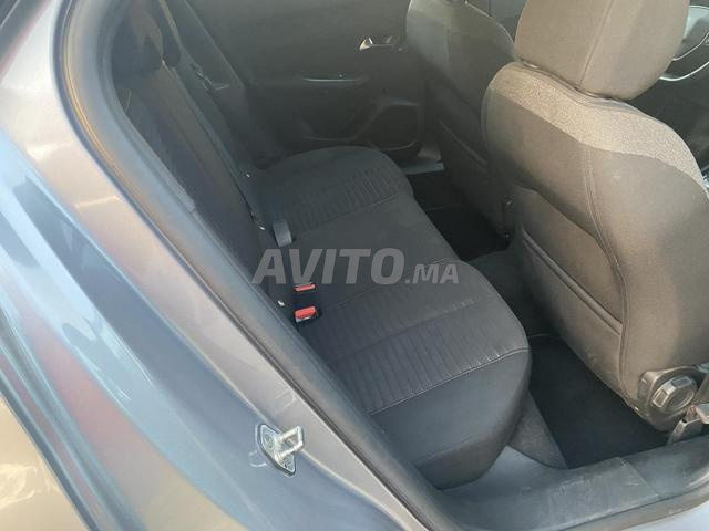 Peugeot 2008 Diesel Automatique 2021 à Kénitra