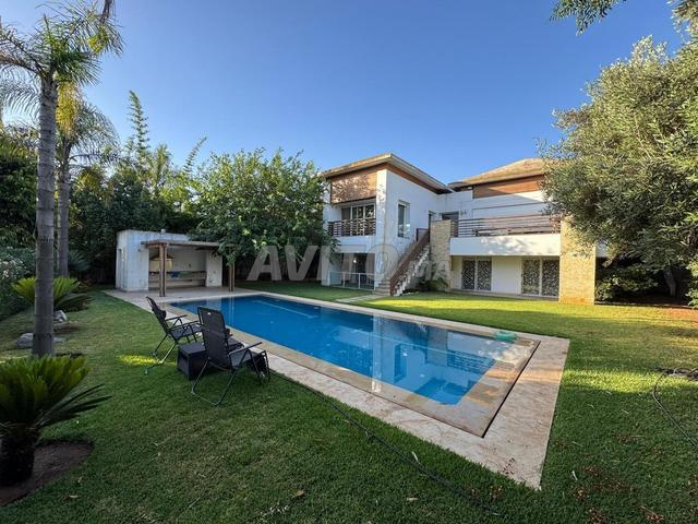 À louer – Superbe villa meublée à CGI Ville Verte