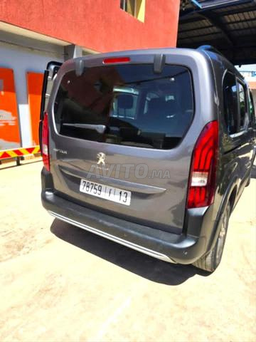Peugeot Rifter Diesel Manuelle 2023 à Casablanca - 2