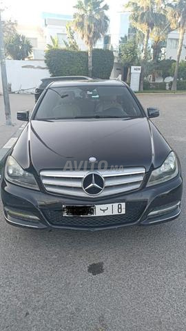 Mercedes-Benz 220 Diesel Automatique 2012