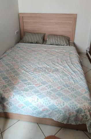 Lit avec matelas en mousse 160 - 200 cm - 2