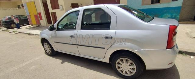 Dacia Logan Essence Manuelle 2011 à Salé - 2
