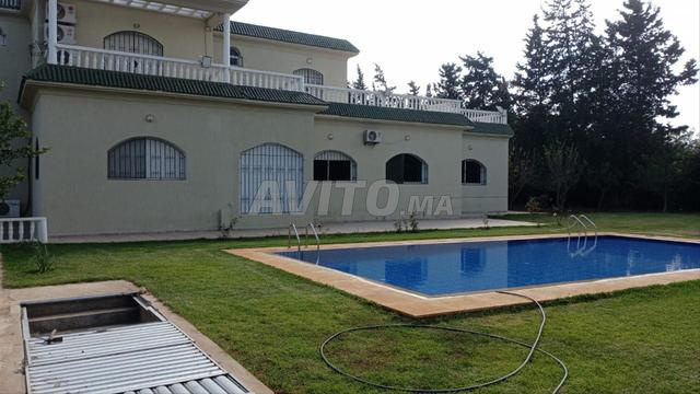 Villa de Prestige à Louer El Menzeh