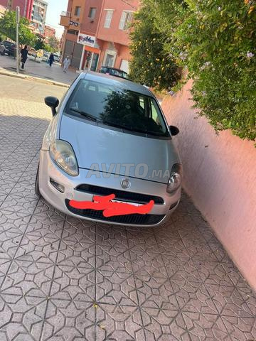 Fiat Punto Diesel Manuelle 2014 à Béni Mellal
