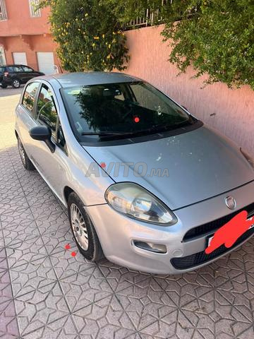 Fiat Punto Diesel Manuelle 2014 à Béni Mellal - 2
