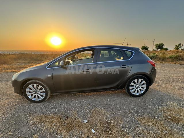 Opel Astra J Cosmos - 2