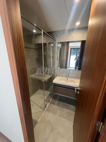 Studio neuf à louer à CFC avec terrasse 30 m²