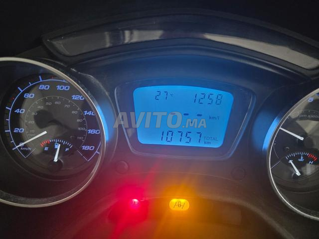 موتو بيaggio350mp3 - 2