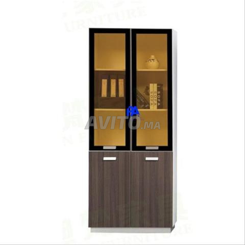 Bibliothèque en bois moderne / Vestiaire