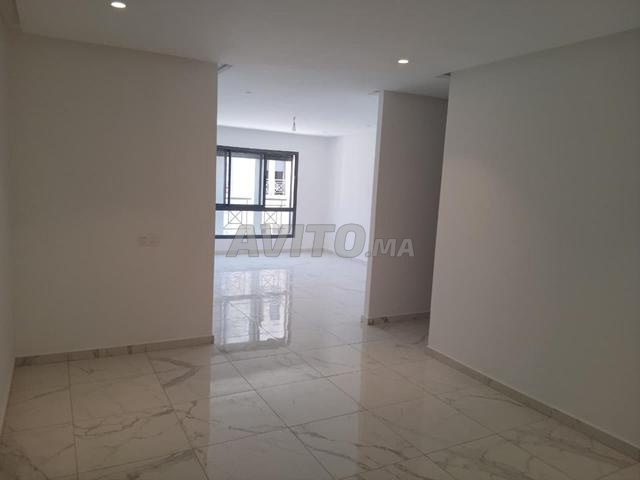Appartement à louer 123 m² à Rabat - 2