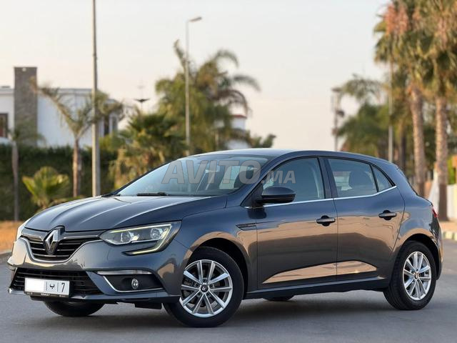 Renault Megane Diesel Manuelle 2024 à Salé