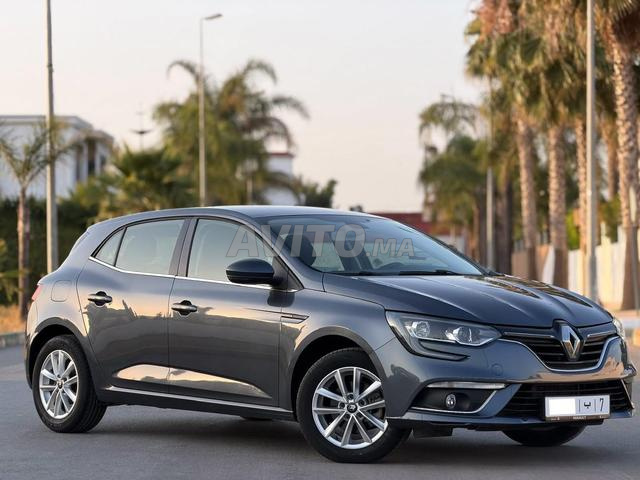 Renault Megane Diesel Manuelle 2024 à Salé