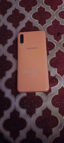 Téléphone Samsung Galaxy A50, bienvenue à tous - 2