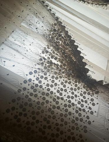Nouveau rideau largeur 6 mètres. et longueur 2.50 - 2