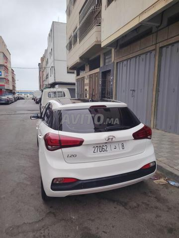 Hyundai i20 essence modèle 2019 boîte automatique - 2